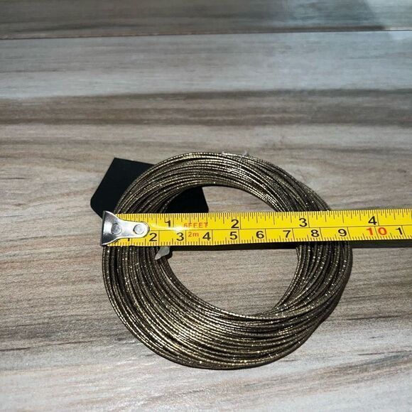 Stacked Bangle Bracelet Womens Twisted Black And  Gold Tone CommonCore Retro - Picture 5 of 6